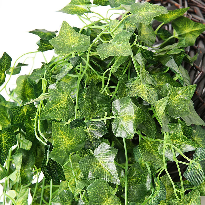 Green Wall Hanging Bale – A Charming Touch of Nature